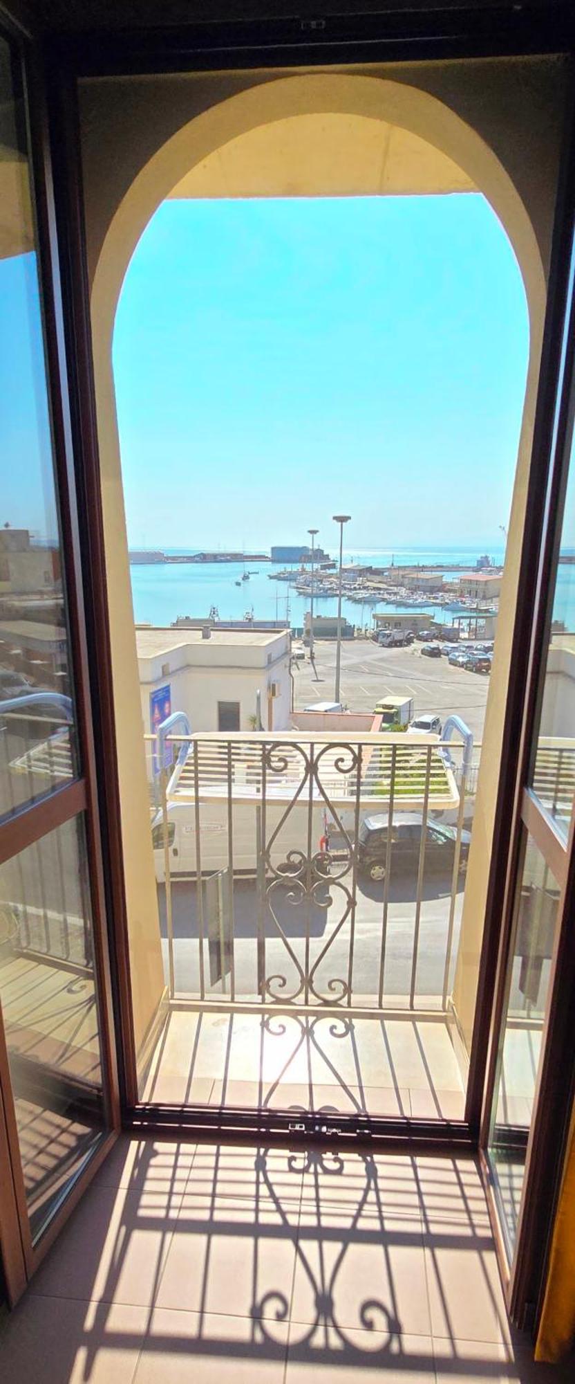 K&K Room Duomo1 Termoli Exterior photo